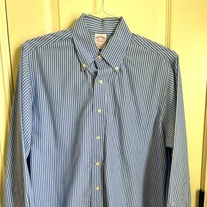 Men’s Brooks Brother blue/white stripe dress shirt